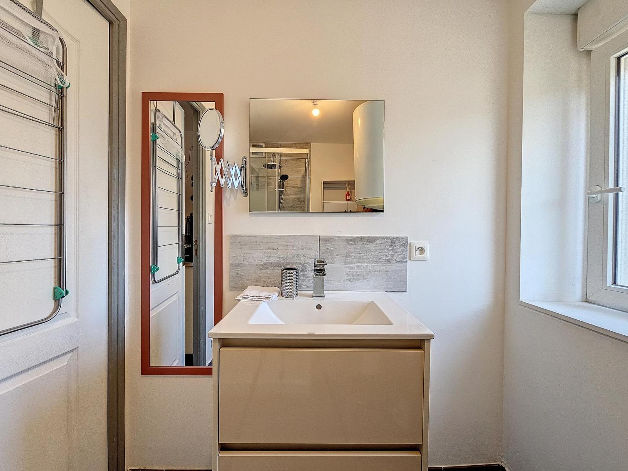 L'Auberge De La Gare, Appartements Tout Confort, Proches Gare Yzeure Экстерьер фото